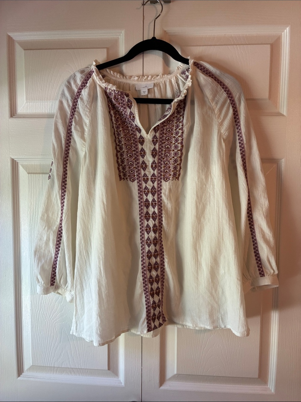 J. Jill White Tunic with Mauve and Brown Embroidery
